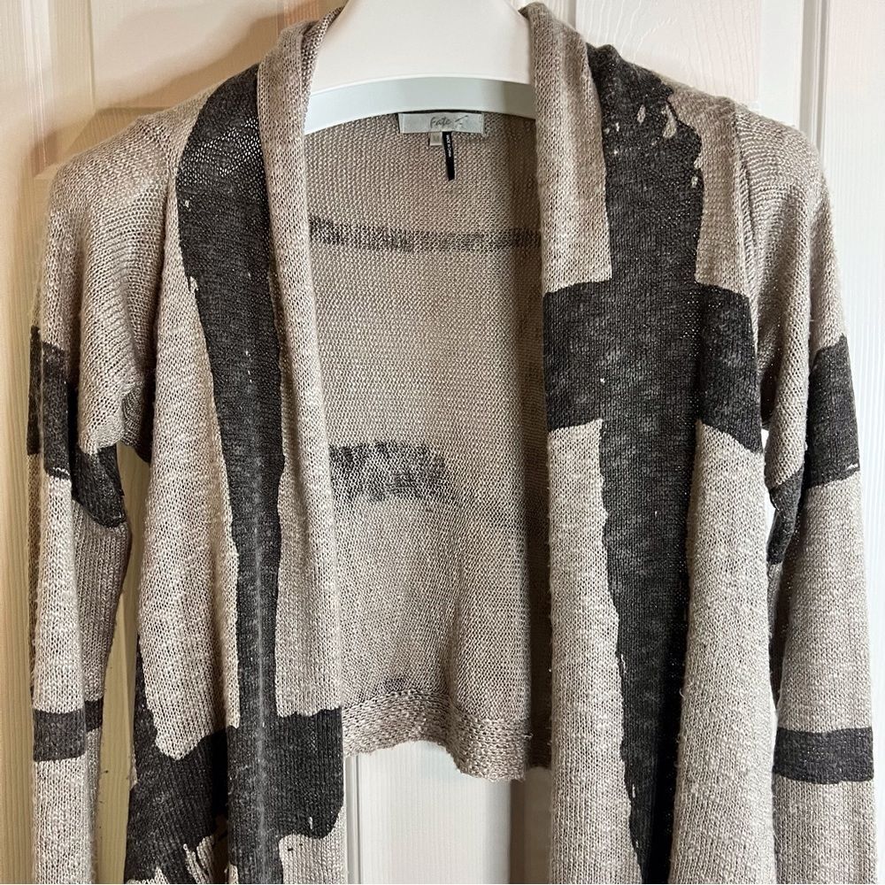 Fate Cream and Gray Boho Long‎ Cardigan Wrap Art Deco Wool Blend Size Med - Picture 2 of 10
